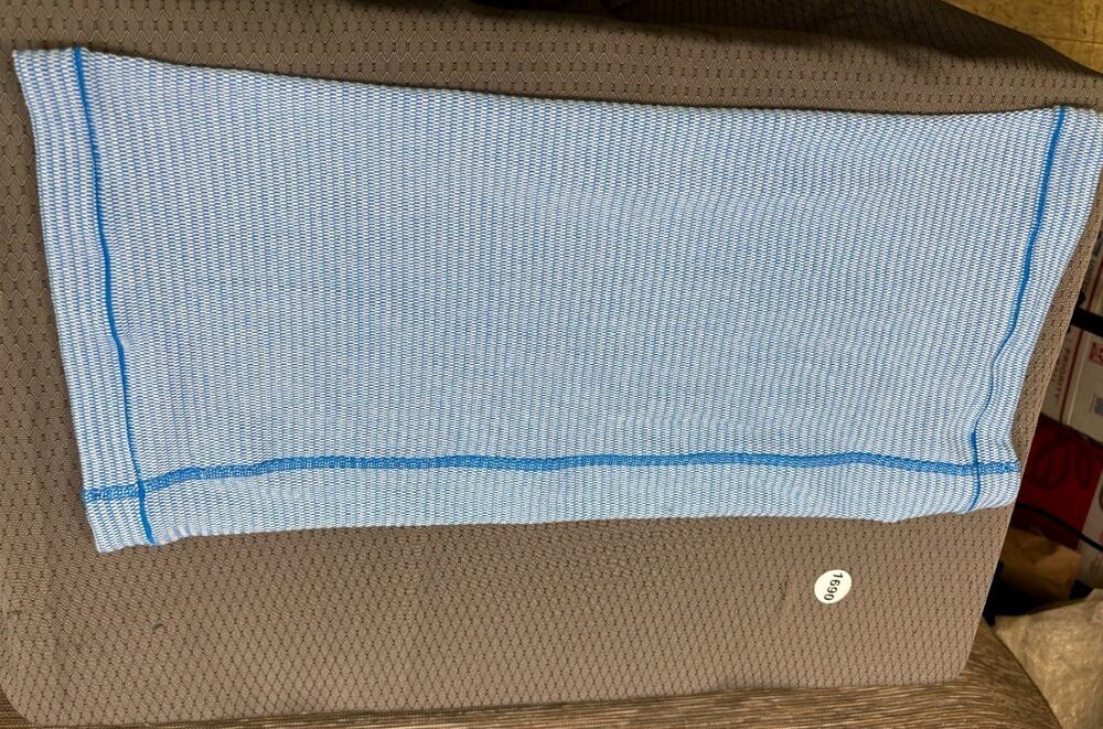 Lululemon Blue Brisk Run Neck Warmer Tube Scarf Snood Infinity Stretchy One Size